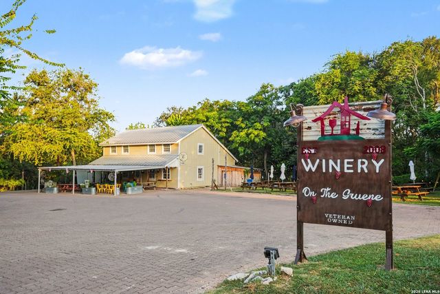904 Carriage Loop, New Braunfels, TX 78132