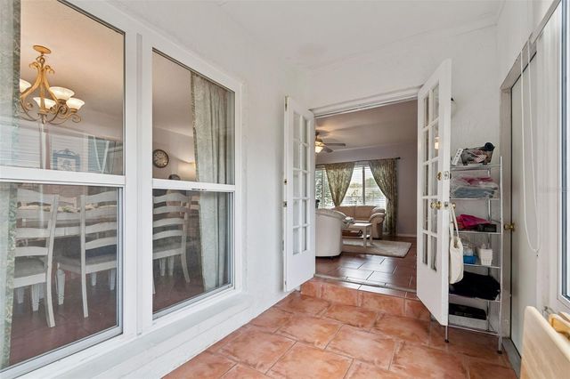 6815 MITCHELL CIRCLE, Tampa, FL 33634