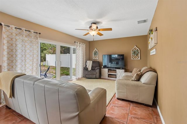 6815 MITCHELL CIRCLE, Tampa, FL 33634