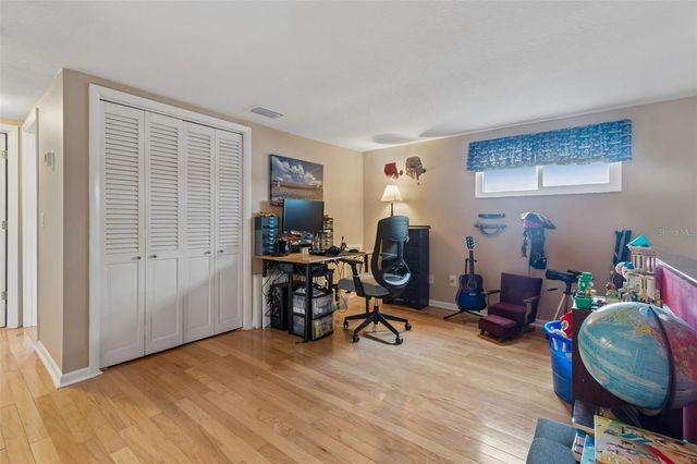 6815 MITCHELL CIRCLE, Tampa, FL 33634