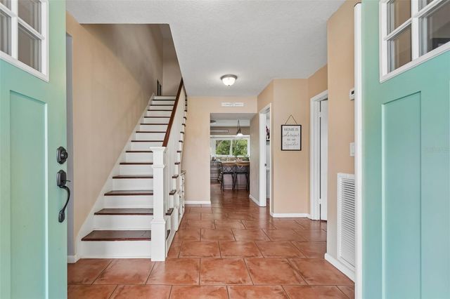 6815 MITCHELL CIRCLE, Tampa, FL 33634