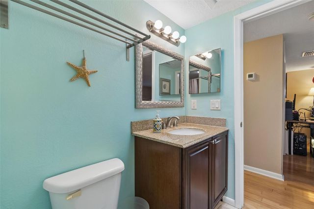 6815 MITCHELL CIRCLE, Tampa, FL 33634