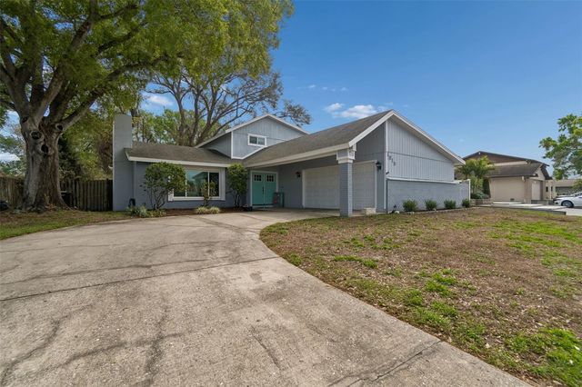 6815 MITCHELL CIRCLE, Tampa, FL 33634