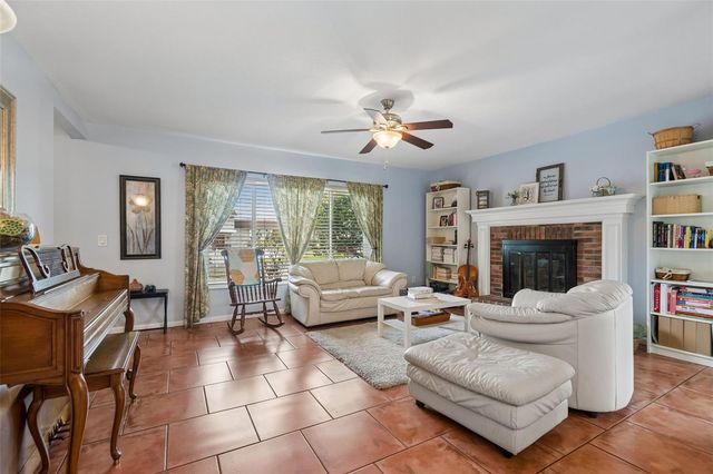 6815 MITCHELL CIRCLE, Tampa, FL 33634