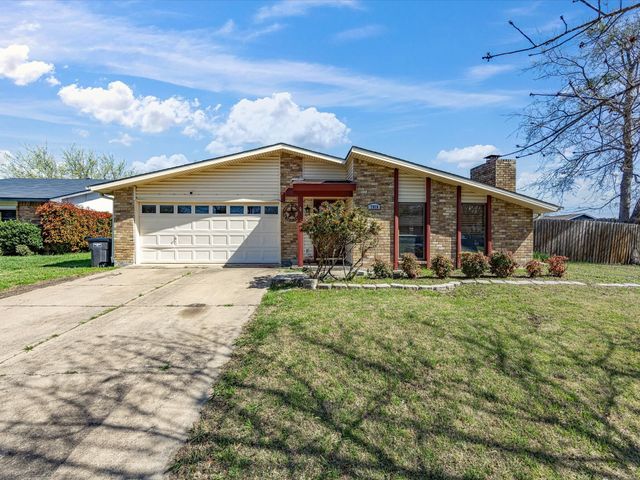 7016 Buttonwood Drive, Fort Worth, TX 76137