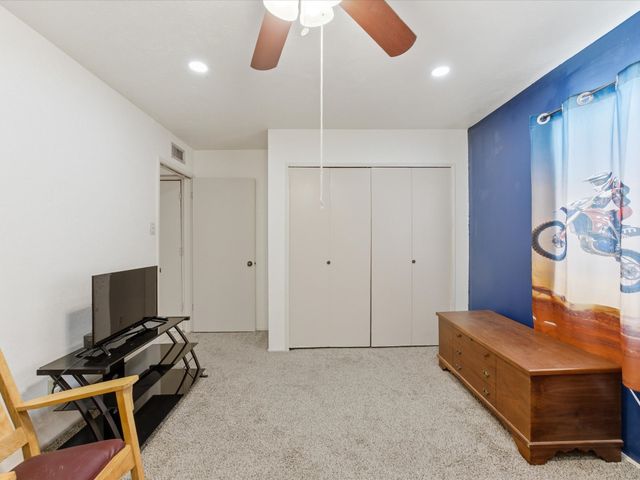 7016 Buttonwood Drive, Fort Worth, TX 76137