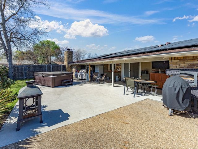 7016 Buttonwood Drive, Fort Worth, TX 76137