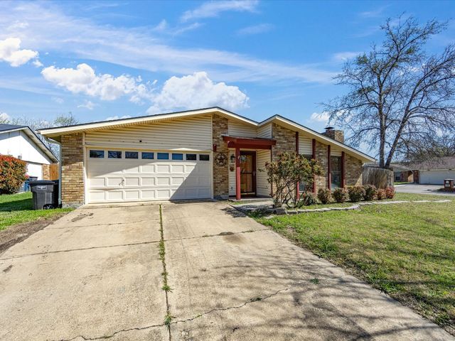 7016 Buttonwood Drive, Fort Worth, TX 76137