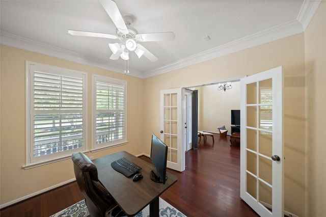 50 E Sundance Circle, The Woodlands, TX 77382