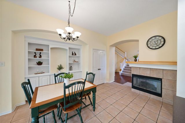 50 E Sundance Circle, The Woodlands, TX 77382