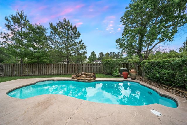 50 E Sundance Circle, The Woodlands, TX 77382