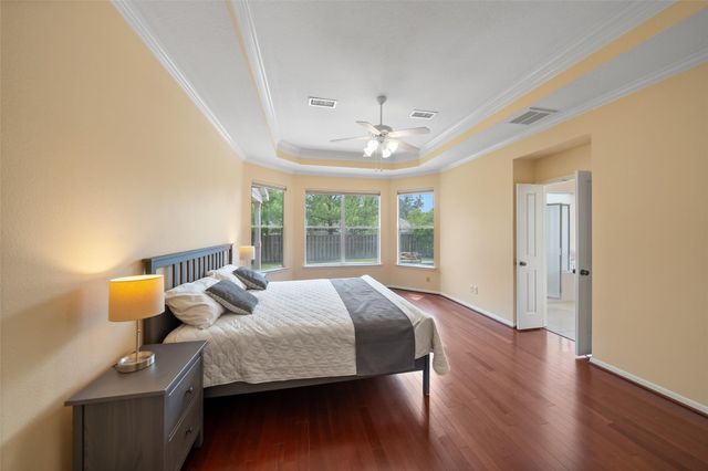 50 E Sundance Circle, The Woodlands, TX 77382