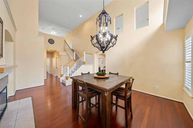 50 E Sundance Circle, The Woodlands, TX 77382