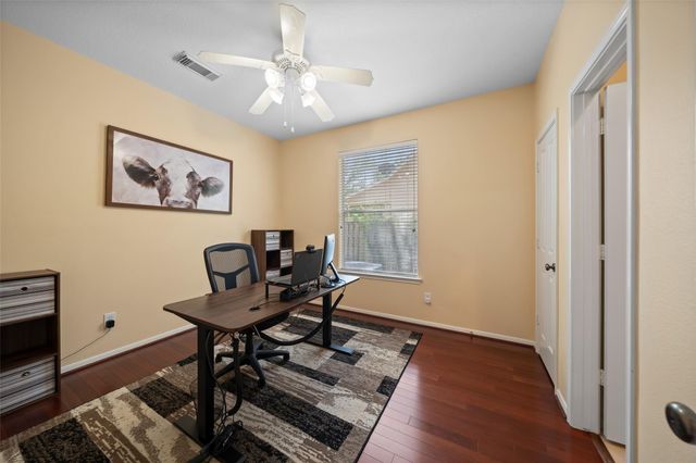 50 E Sundance Circle, The Woodlands, TX 77382