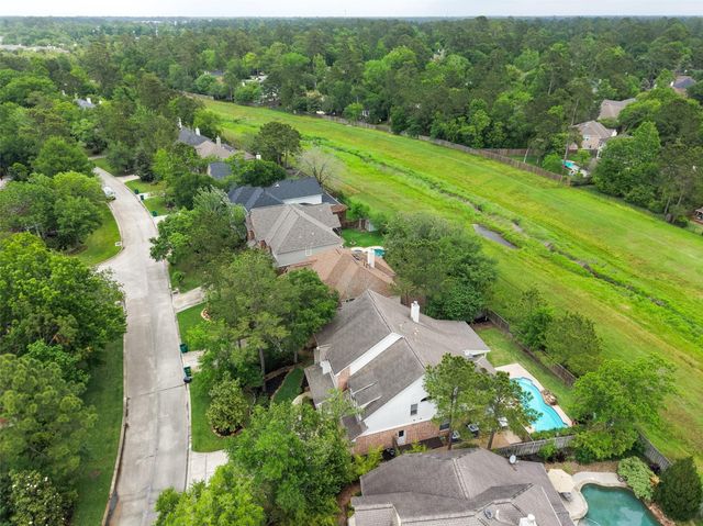 50 E Sundance Circle, The Woodlands, TX 77382