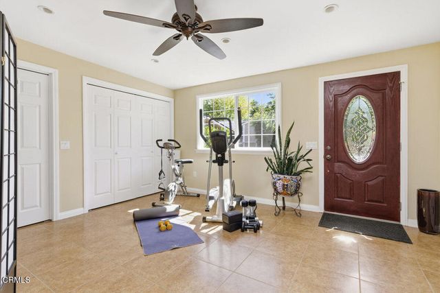 386 Larmier Avenue, Oak View, CA 93022
