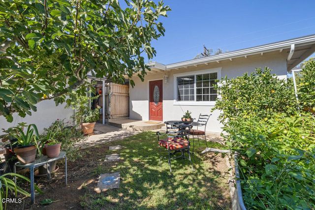 386 Larmier Avenue, Oak View, CA 93022