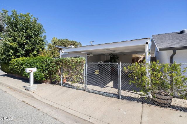386 Larmier Avenue, Oak View, CA 93022