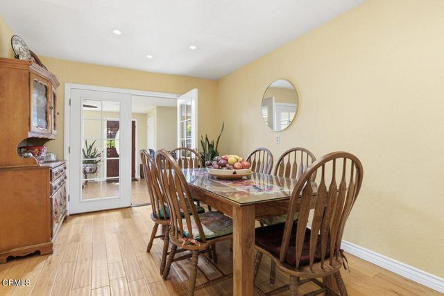 386 Larmier Avenue, Oak View, CA 93022