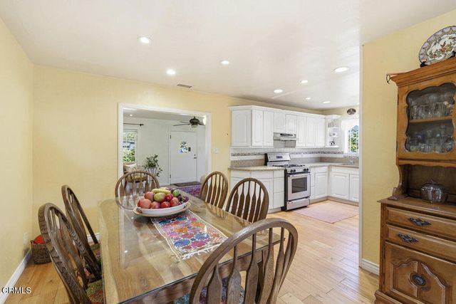 386 Larmier Avenue, Oak View, CA 93022