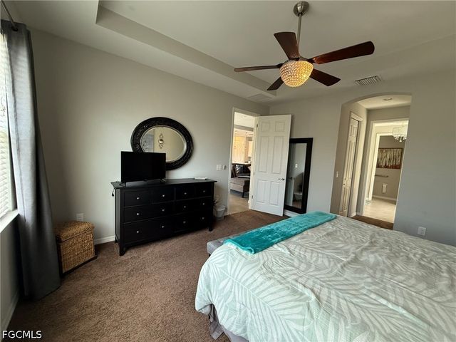 3916 King Edwards ST, Fort Myers, FL 33916