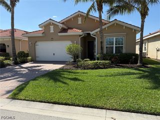 3916 King Edwards ST, Fort Myers, FL 33916