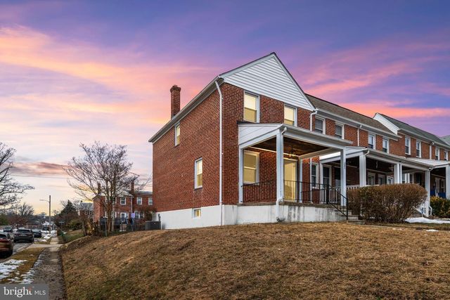 8300 EDGEDALE RD, Parkville, MD 21234