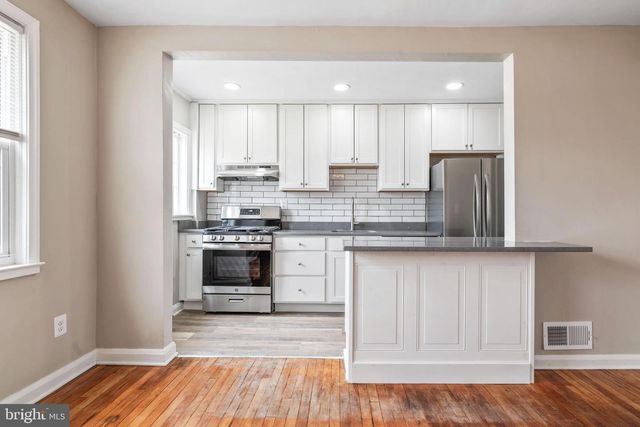 8300 EDGEDALE RD, Parkville, MD 21234