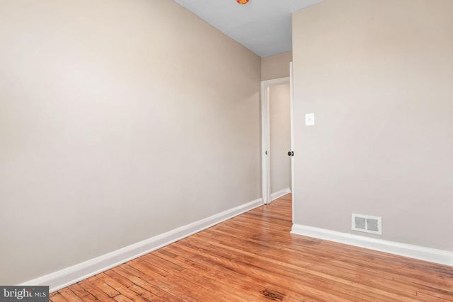 8300 EDGEDALE RD, Parkville, MD 21234