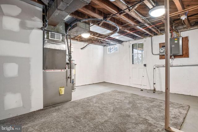 8300 EDGEDALE RD, Parkville, MD 21234