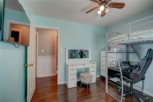 501 SW Whitestone Drive, Grain Valley, MO 64029