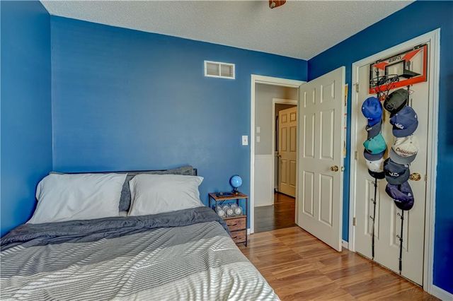 501 SW Whitestone Drive, Grain Valley, MO 64029