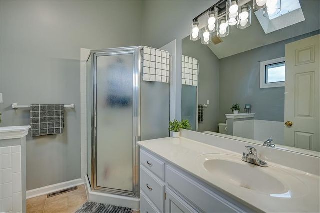 501 SW Whitestone Drive, Grain Valley, MO 64029