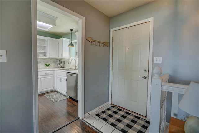 501 SW Whitestone Drive, Grain Valley, MO 64029