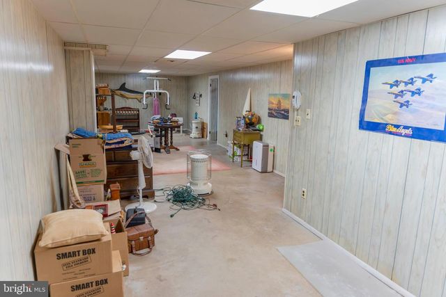 6150 CHAMBERS HILL RD, Harrisburg, PA 17111