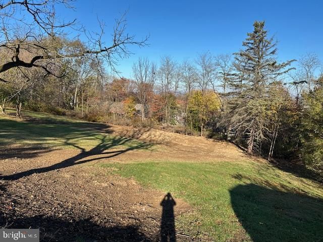 6150 CHAMBERS HILL RD, Harrisburg, PA 17111