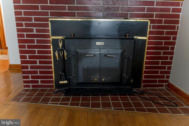 6150 CHAMBERS HILL RD, Harrisburg, PA 17111