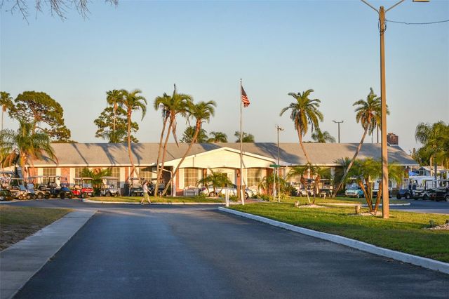 192 PHILADELPHIA BOULEVARD 9, Palm Harbor, FL 34684