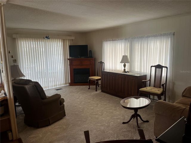 192 PHILADELPHIA BOULEVARD 9, Palm Harbor, FL 34684