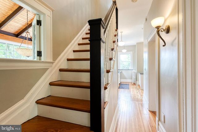 501 WOODLAWN RD, Baltimore, MD 21210