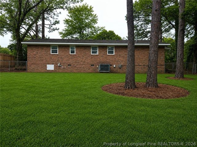 1404 Hibiscus Road, Fayetteville, NC 28311