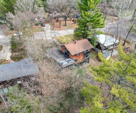 374 Hilldale Drive, Ann Arbor, MI 48105