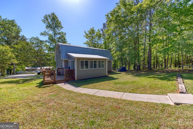 51 Cedar Circle, West Point, GA 31833