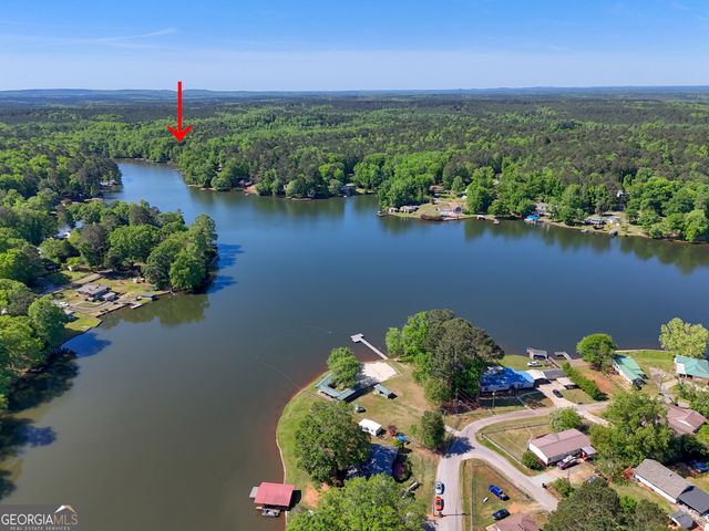 51 Cedar Circle, West Point, GA 31833