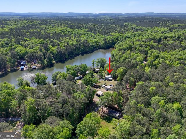 51 Cedar Circle, West Point, GA 31833