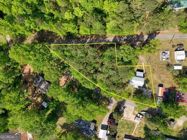 51 Cedar Circle, West Point, GA 31833