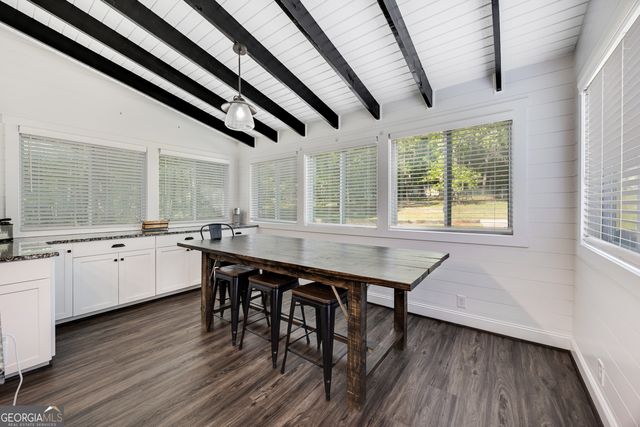 51 Cedar Circle, West Point, GA 31833