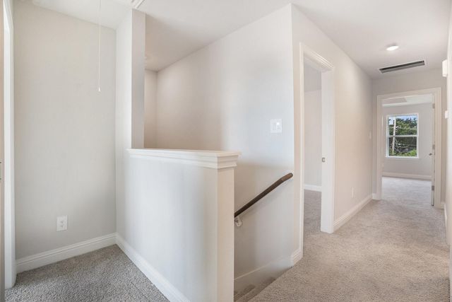 4306 W Bayou Maison Circle, Dickinson, TX 77539