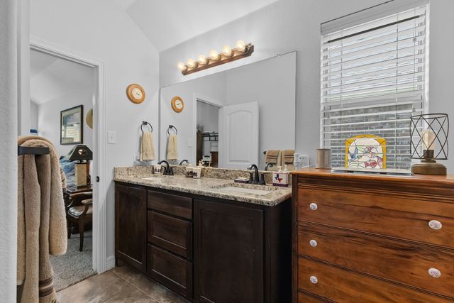 8822 Kiowa Drive, Greenville, TX 75402