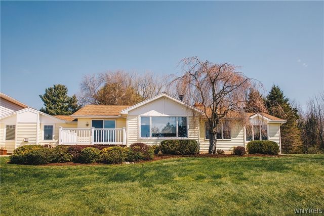 7208 Liebler Road Road, Boston, NY 14033